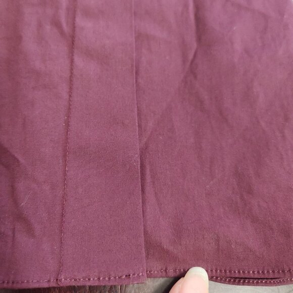 Theory Classic Fitted Shirt Women Size S Burgundy Mulberry Core Shirting FLAW - Picture 16 of 16